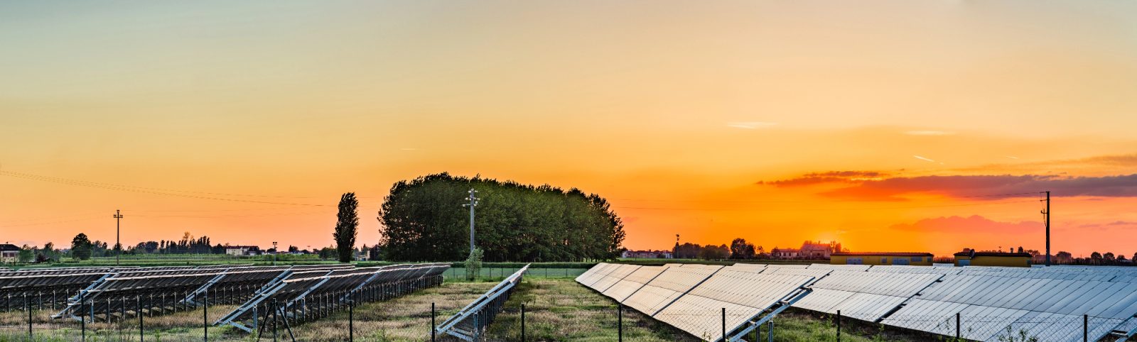 Kako vatrogascima mobilne solarne elektrane pomažu u višednevnim intervencijama